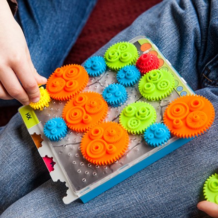 JUEGO DE CONSTRUCCION E INGENIO CON PATRONES