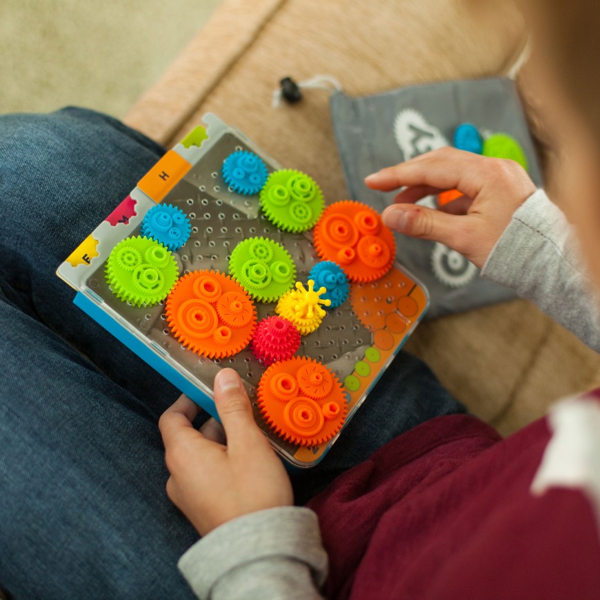 JUEGO DE CONSTRUCCION E INGENIO CON PATRONES